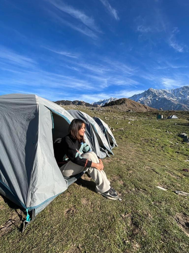 Triund Trek Hotell Dharamshala Eksteriør bilde